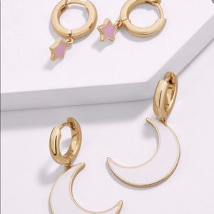 Set of earrings